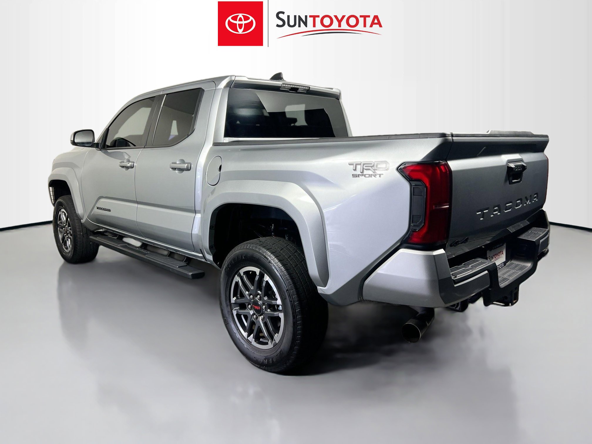 Used 2025 Toyota Tacoma TRD Sport image 6