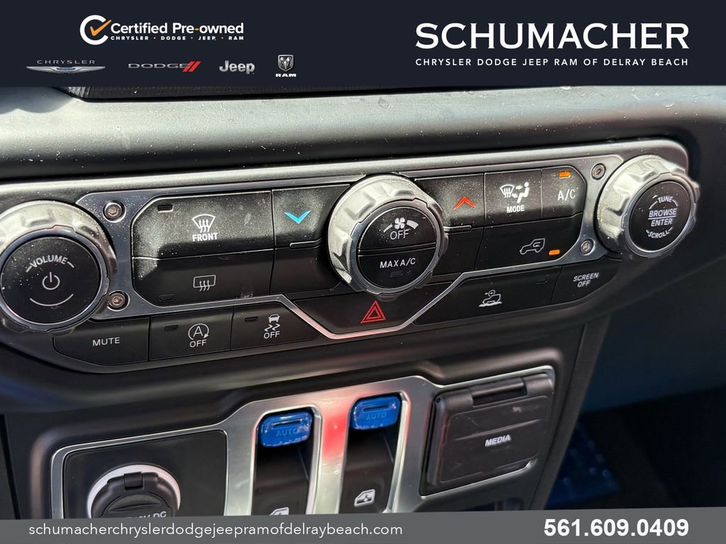 Certified 2023 Jeep Wrangler Sport AWD/4WD image 19