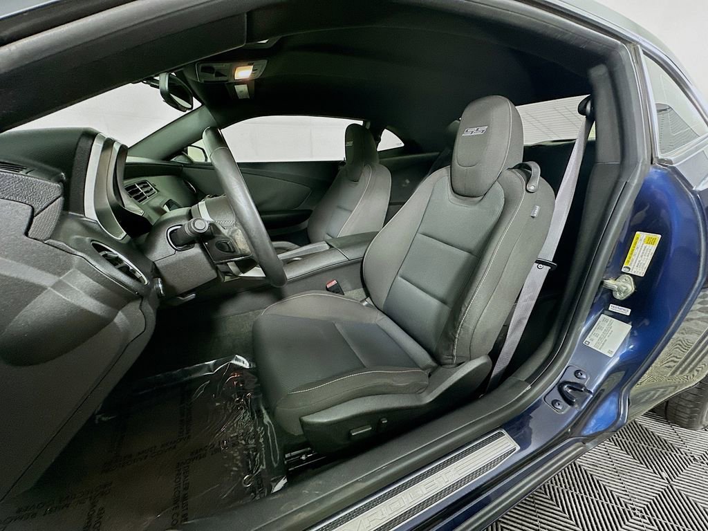 Used 2011 Chevrolet Camaro SS RWD image 22