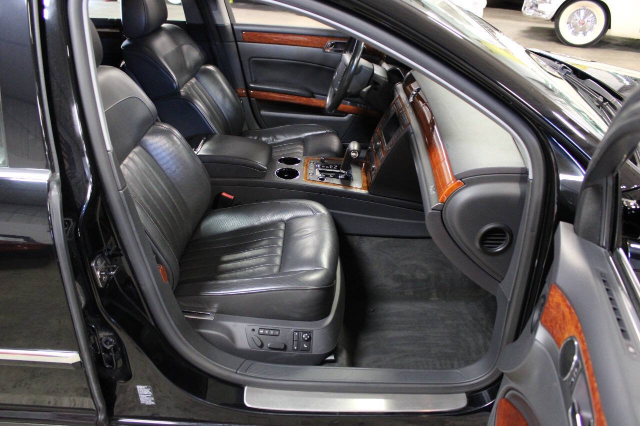 Used 2004 Volkswagen Phaeton V8 AWD/4WD image 22