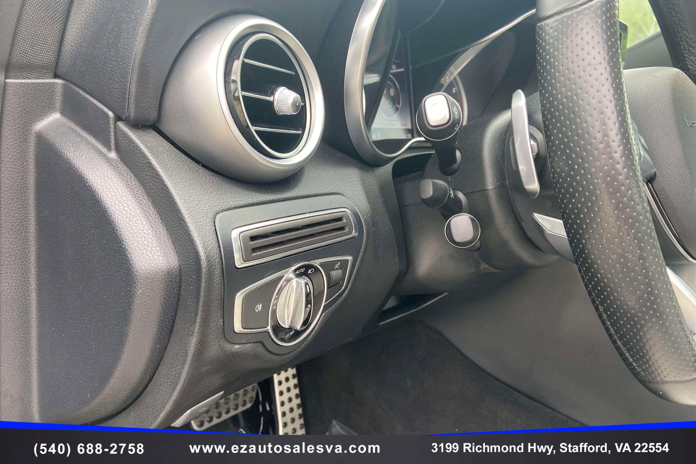 Used 2016 Mercedes-Benz C 300 4MATIC Sedan w/ Interior Package image 23