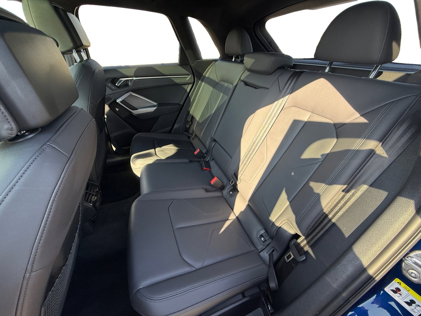 Used 2022 Audi Q3 2.0T Premium Plus w/ Premium Plus Package image 16