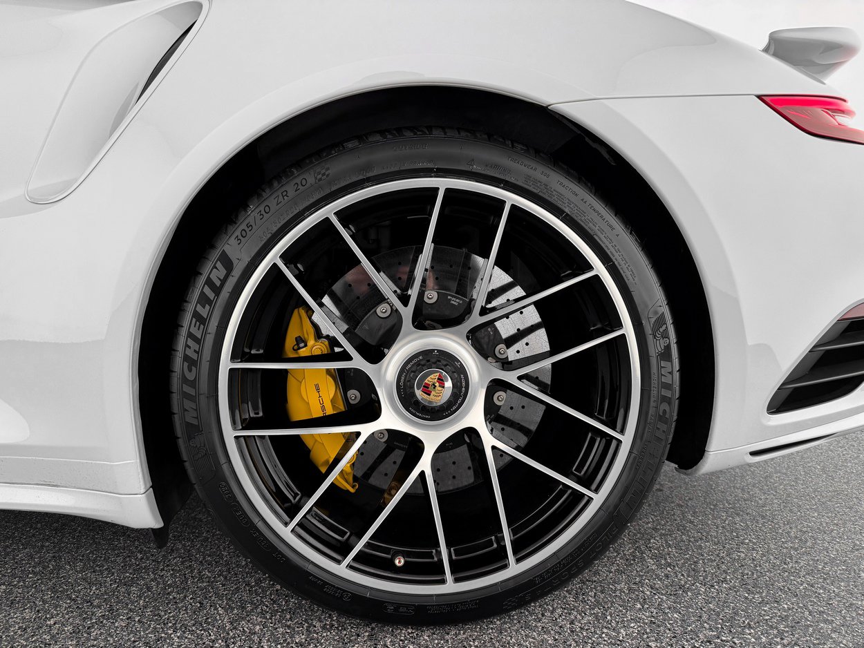 Used 2019 Porsche 911 Turbo S image 35