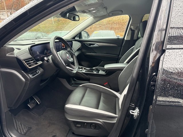Used 2024 Buick Envision Sport Touring image 20
