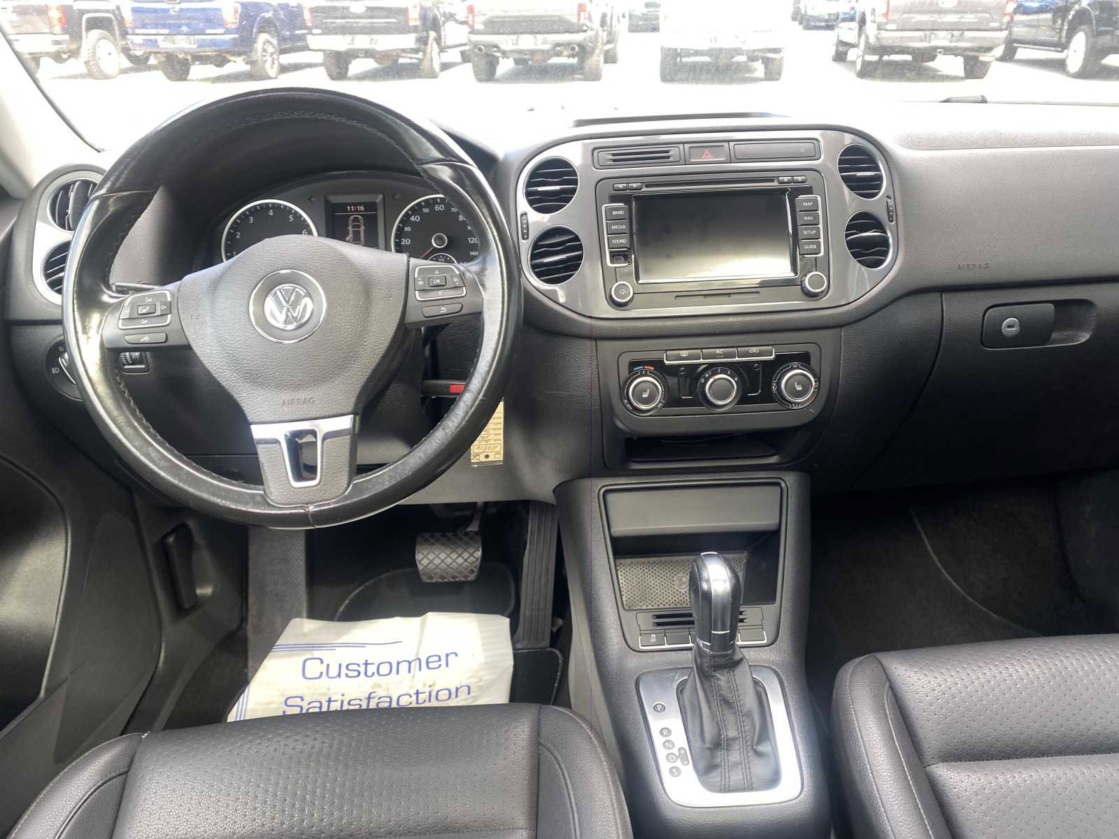 Used 2012 Volkswagen Tiguan SE image 7