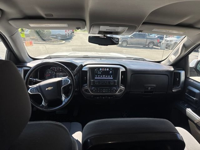 Used 2018 Chevrolet Silverado 1500 LT w/ All Star Edition AWD/4WD image 23