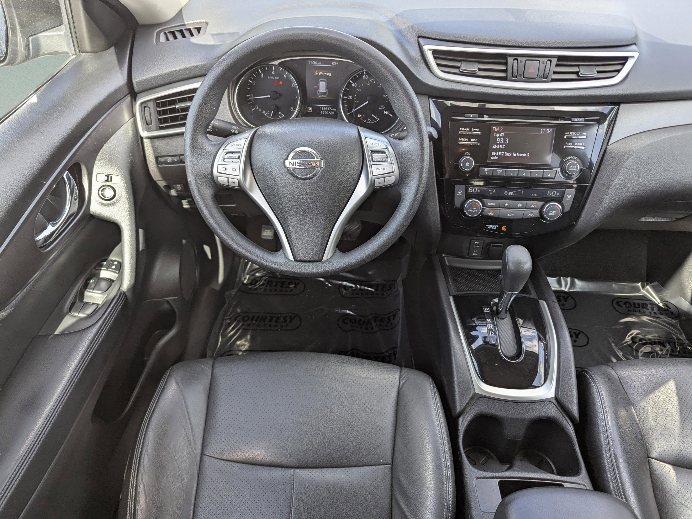 Used 2016 Nissan Rogue SV w/ SV Family Package image 12