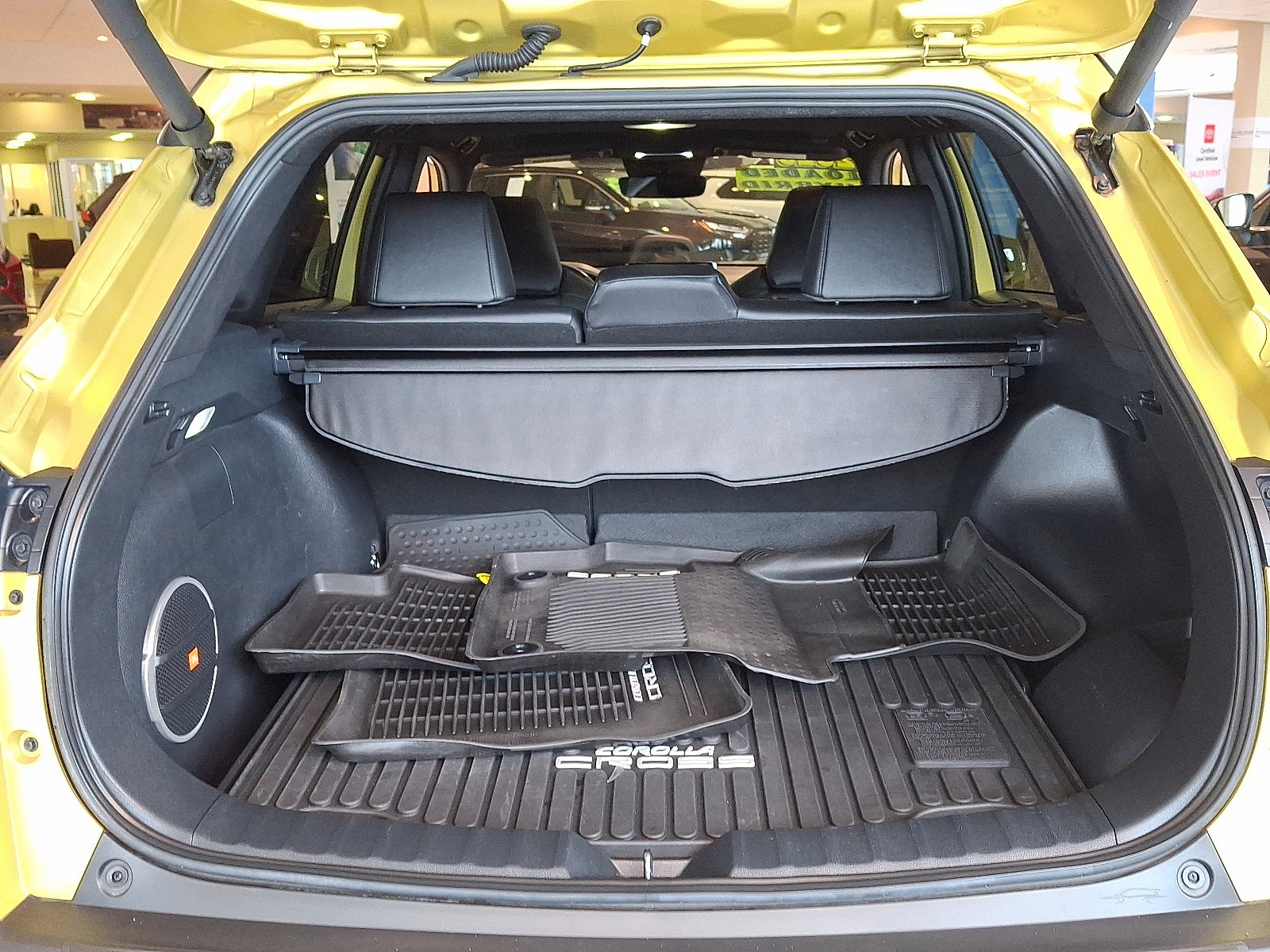 Certified 2023 Toyota Corolla Cross XSE image 29