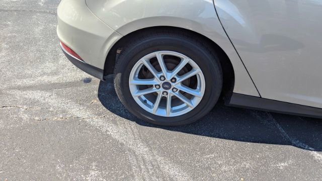 Used 2016 Ford Focus SE image 12