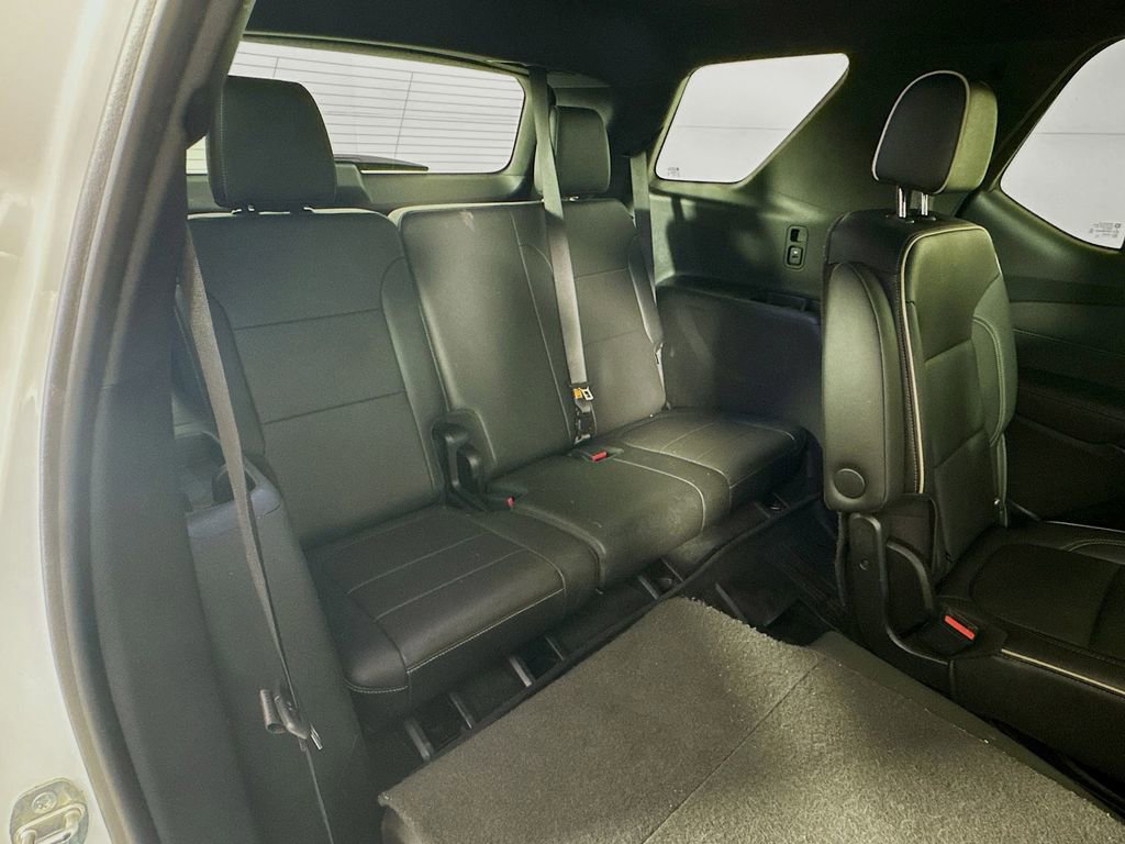 Used 2022 Chevrolet Traverse Premier image 35