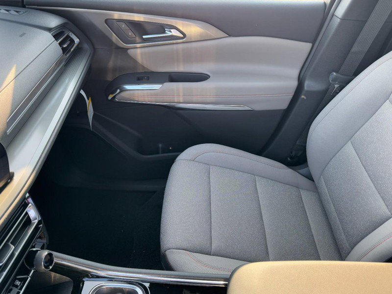 New 2026 Chevrolet Traverse LT w/ Sun and Wheel Package image 37