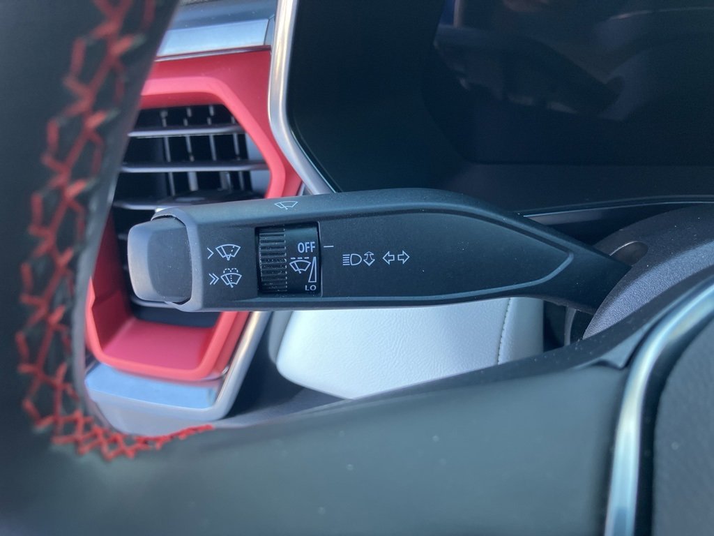 Used 2024 GMC Canyon AT4X image 17