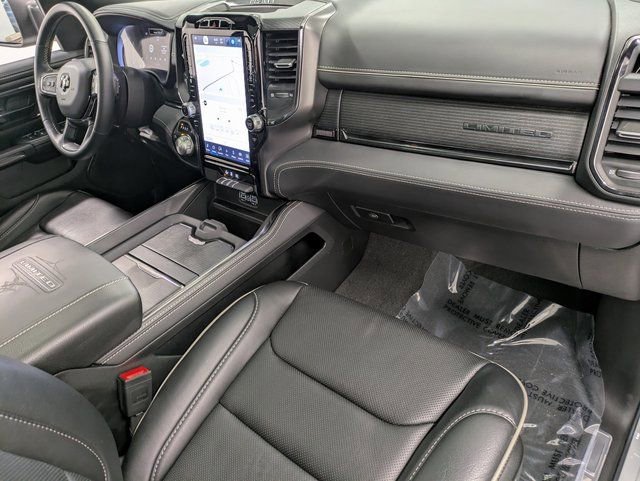 Used 2024 RAM 1500 Limited w/ Body Color Bumper Group image 29