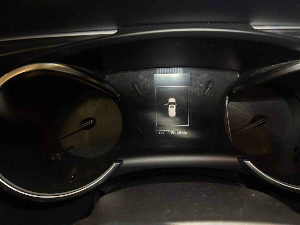 Used 2018 Toyota Sequoia TRD Sport image 22