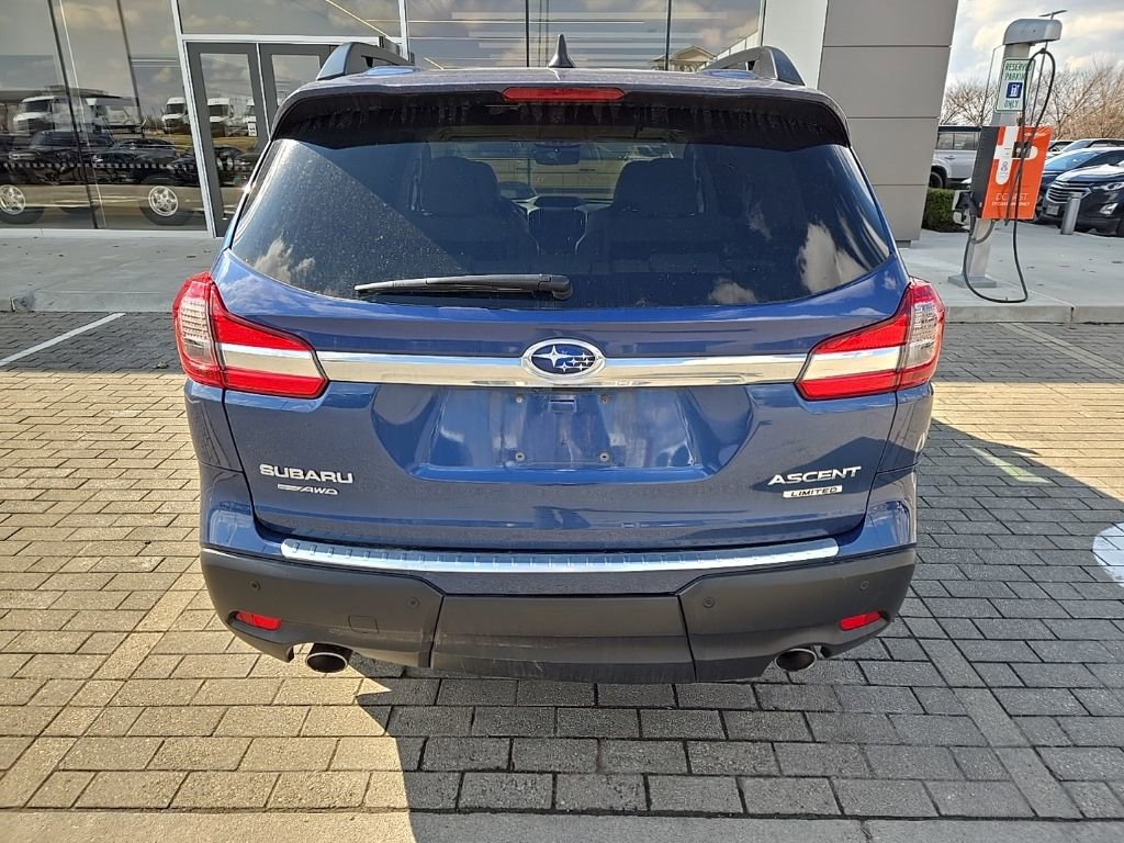 Used 2022 Subaru Ascent Limited w/ Technology Package image 6
