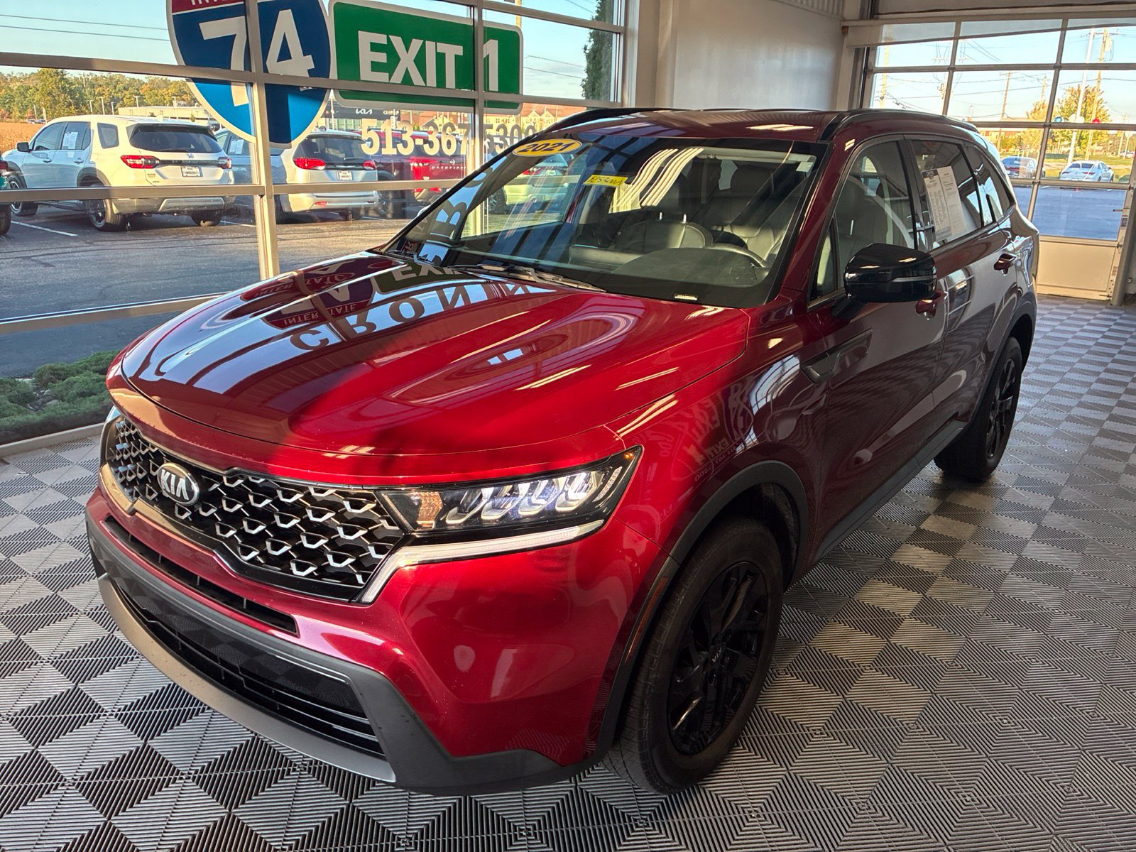 Used 2021 Kia Sorento S AWD/4WD image 3