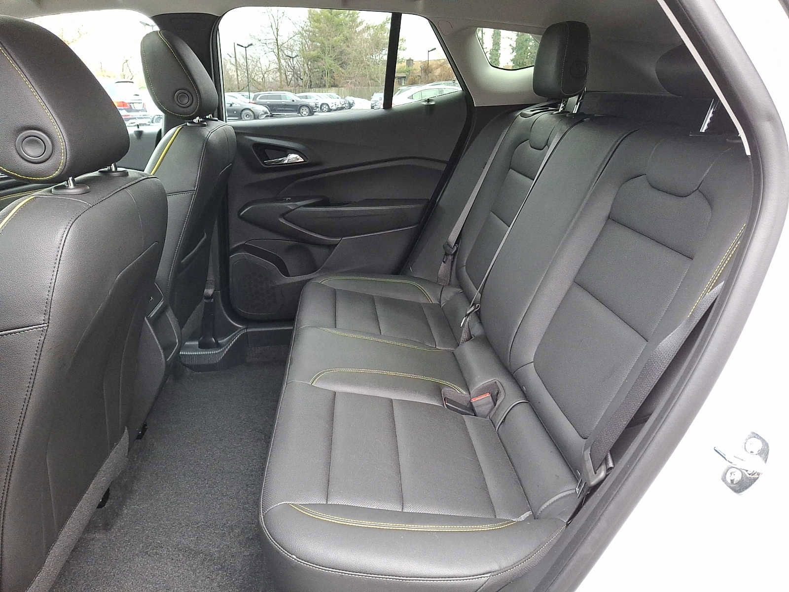 Used 2025 Chevrolet Trax ACTIV w/ Sunroof Package image 8