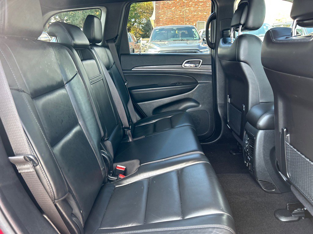 Used 2021 Jeep Grand Cherokee Limited image 21