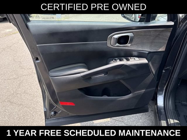 Used 2023 Kia Sorento S w/ Panoramic Sunroof Package AWD/4WD image 13