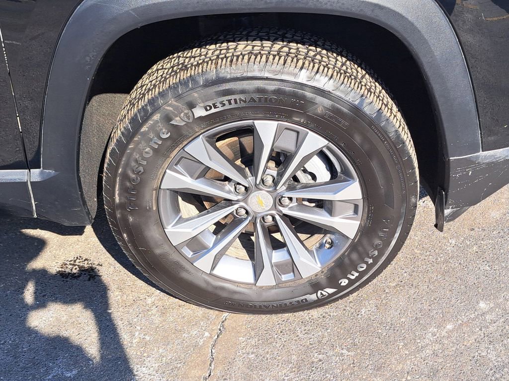 Certified 2025 Chevrolet Equinox LT FWD image 7