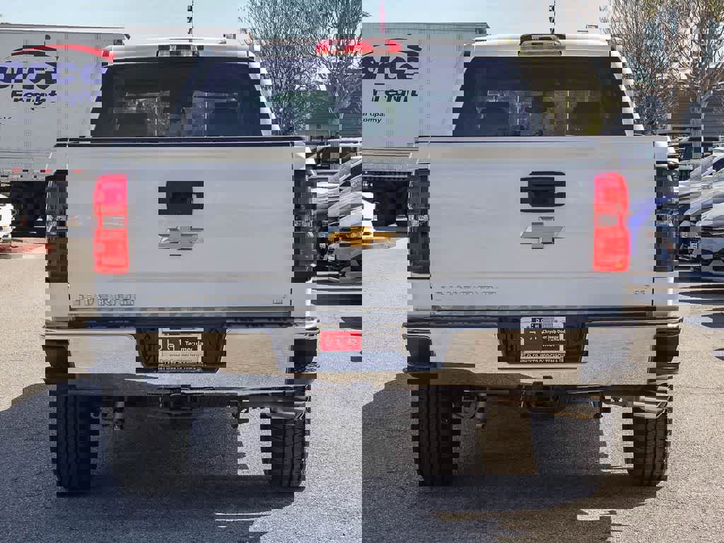 Used 2018 Chevrolet Silverado 1500 LT w/ All Star Edition image 5