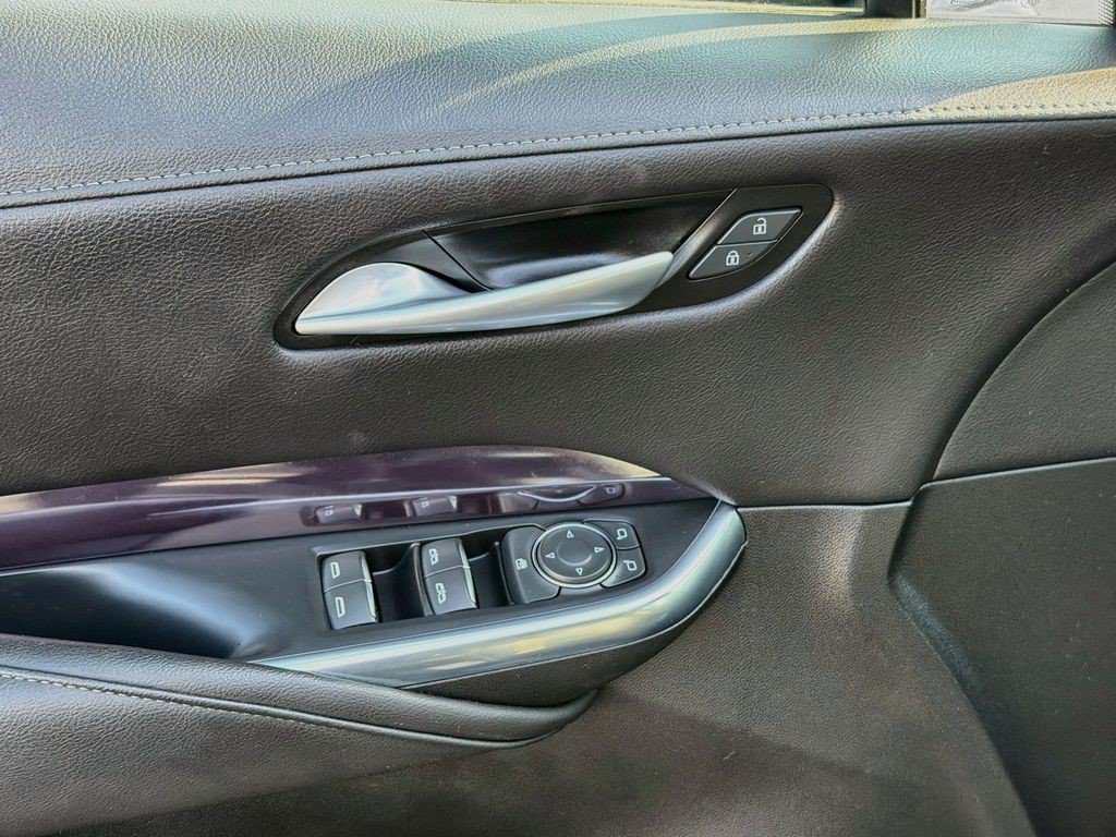 Certified 2023 Cadillac XT4 Luxury w/ Cold Weather Package AWD/4WD image 23
