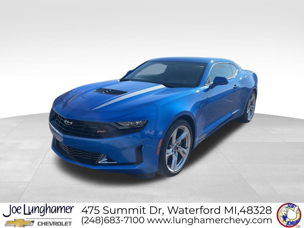 Used 2024 Chevrolet Camaro LT w/ RS Package image 8