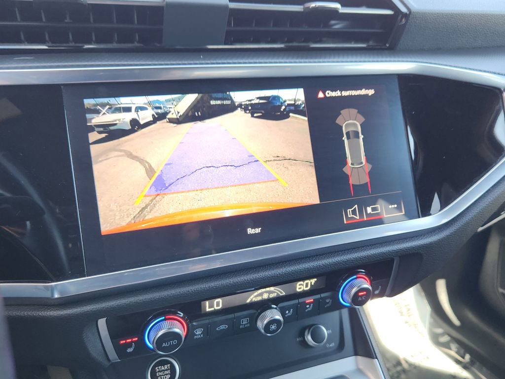 Used 2024 Audi Q3 2.0T Premium image 9