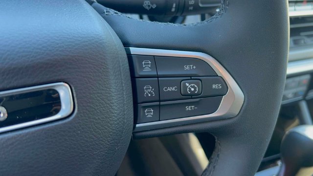 Used 2024 Jeep Compass Limited AWD/4WD image 27