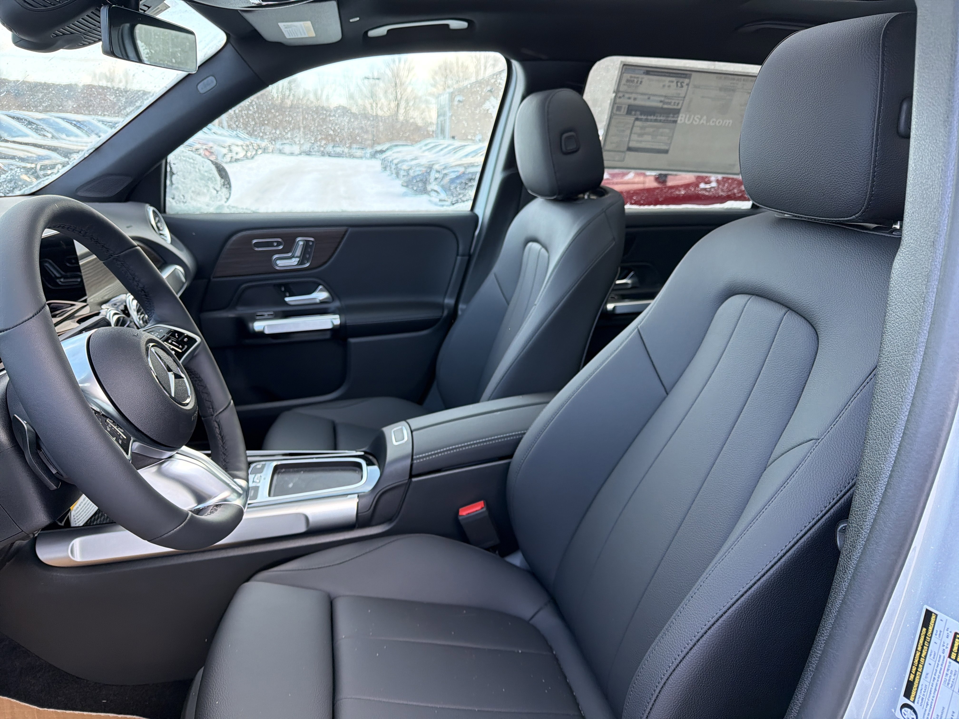 New 2026 Mercedes-Benz GLB 250 4MATIC image 10