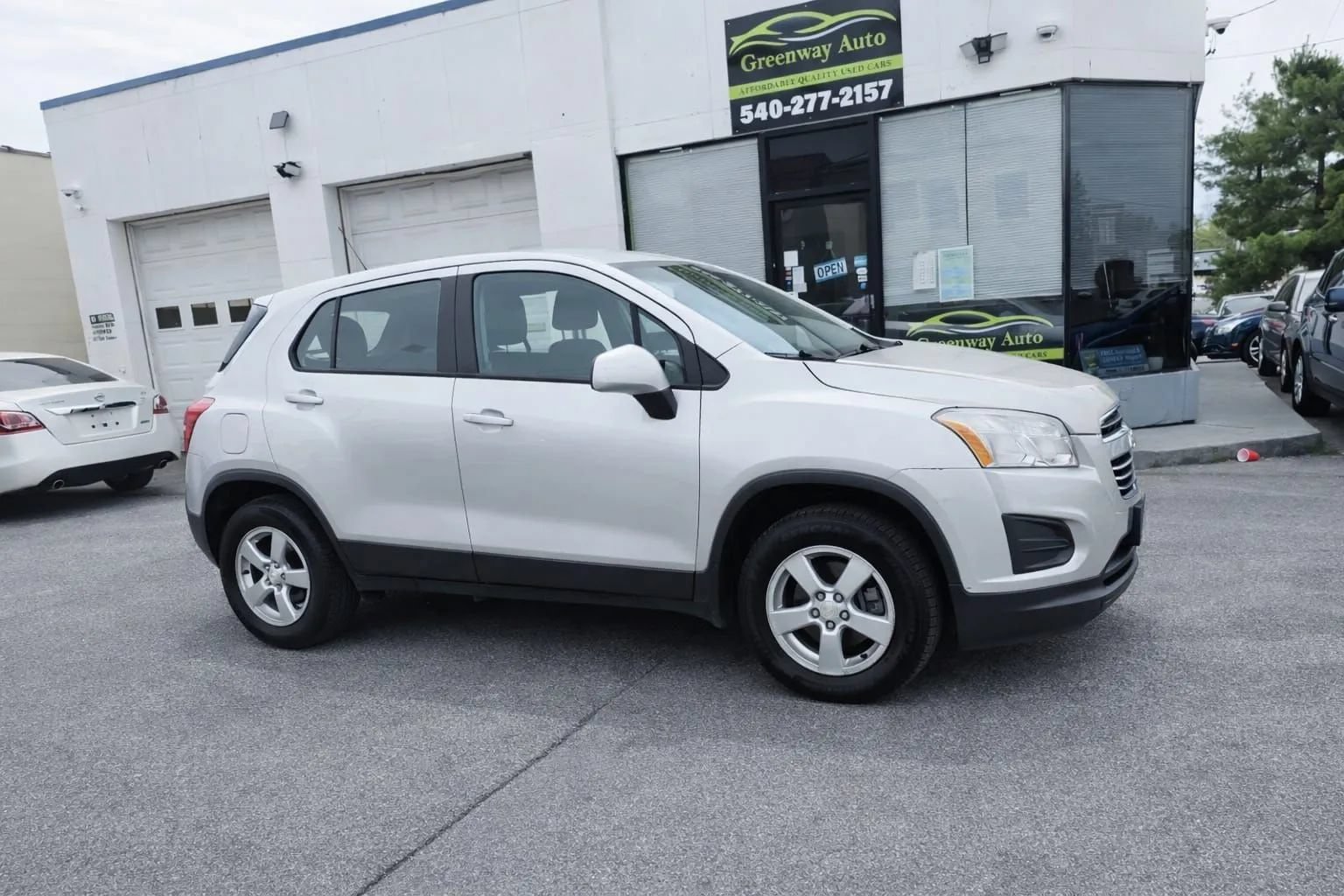 Used 2016 Chevrolet Trax LS AWD/4WD image 8