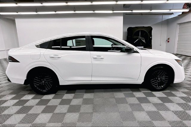 New 2026 Nissan Sentra SV w/ SV Convenience Package FWD image 19
