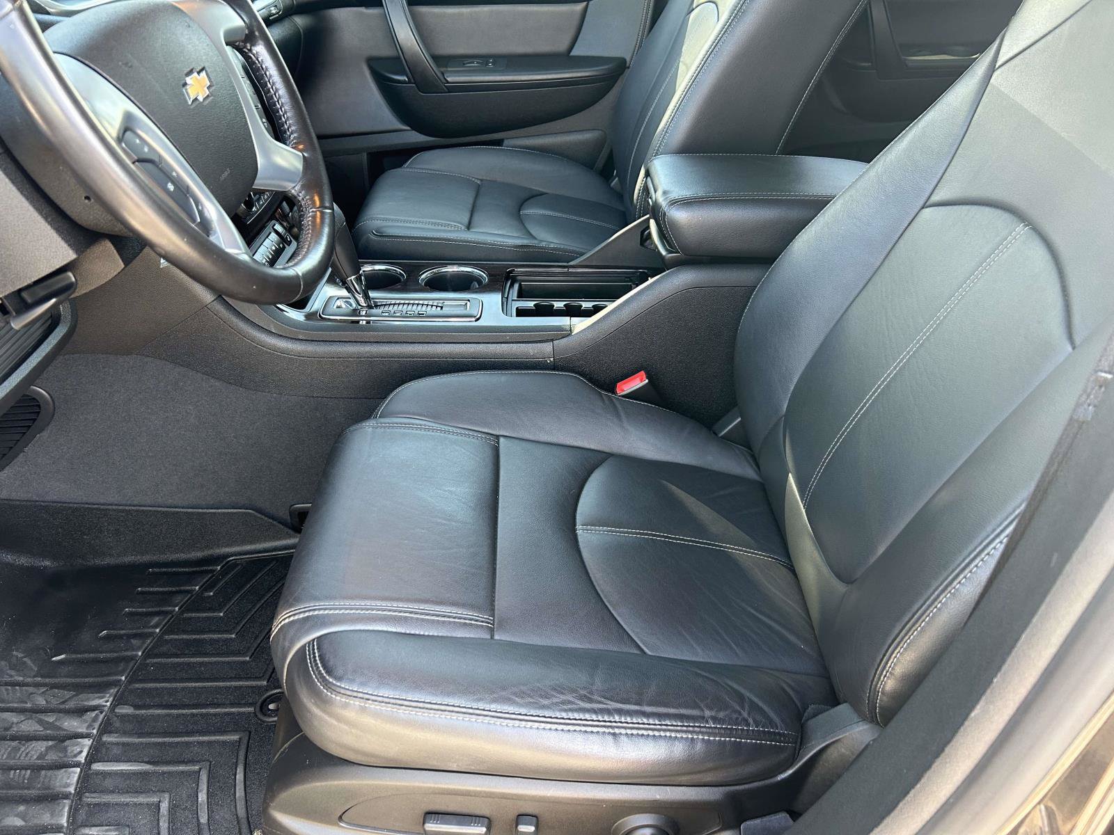 Used 2017 Chevrolet Traverse LT AWD/4WD image 19