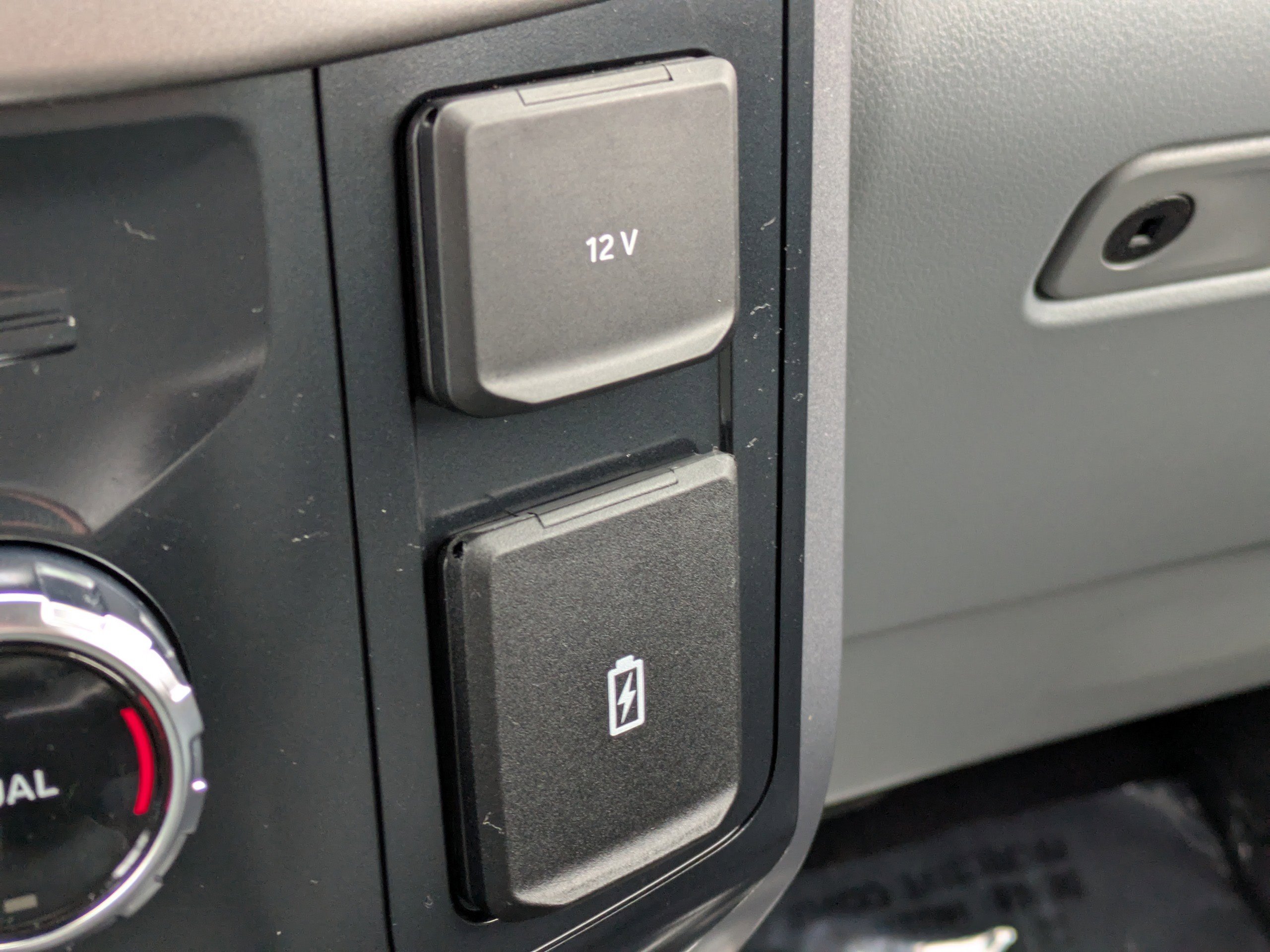 Used 2024 Ford F150 XLT w/ Tow/Haul Package image 26