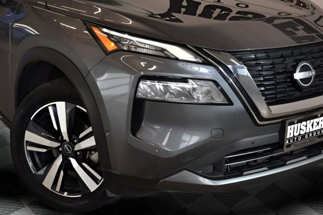 Used 2023 Nissan Rogue SL w/ SL Premium Package image 15