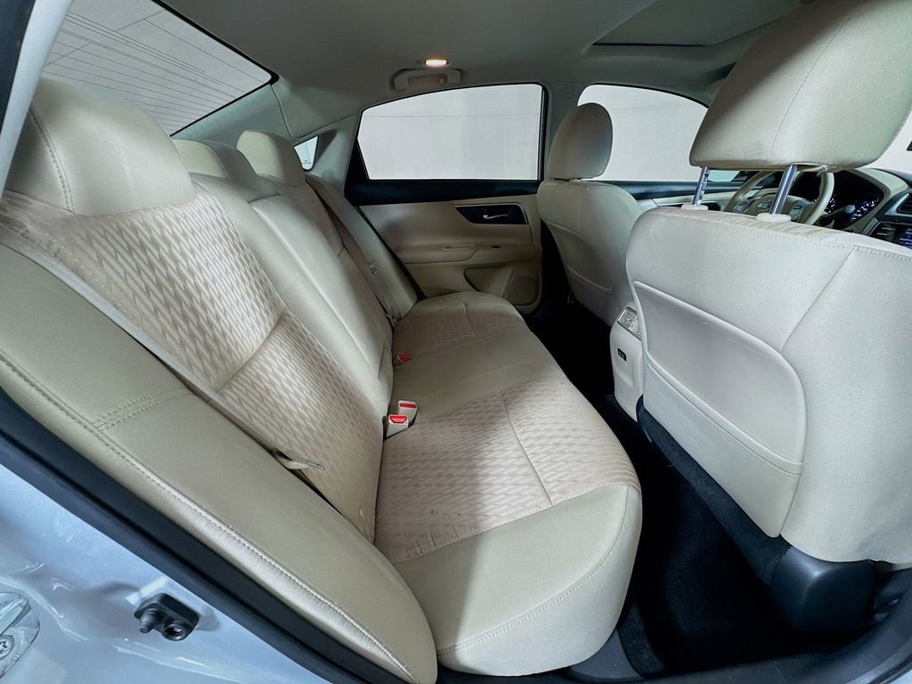 Used 2017 Nissan Altima 2.5 SV w/ Convenience Package image 33