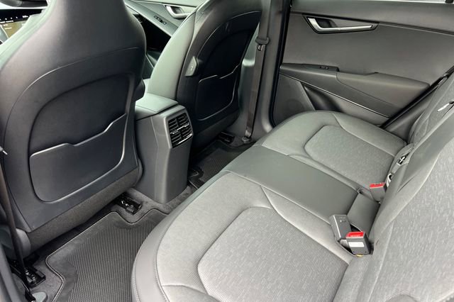 Used 2025 Kia Niro Wave image 16