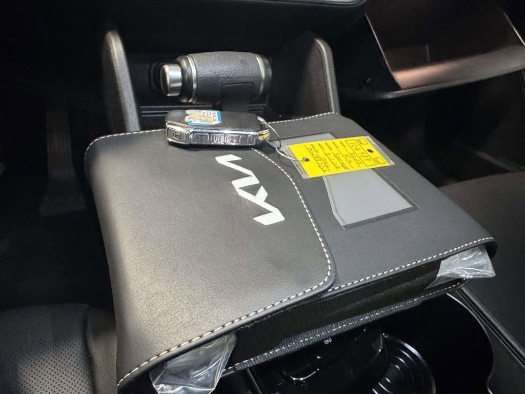 Used 2023 Kia Sportage X-Line w/ X-Line Premium Package image 31