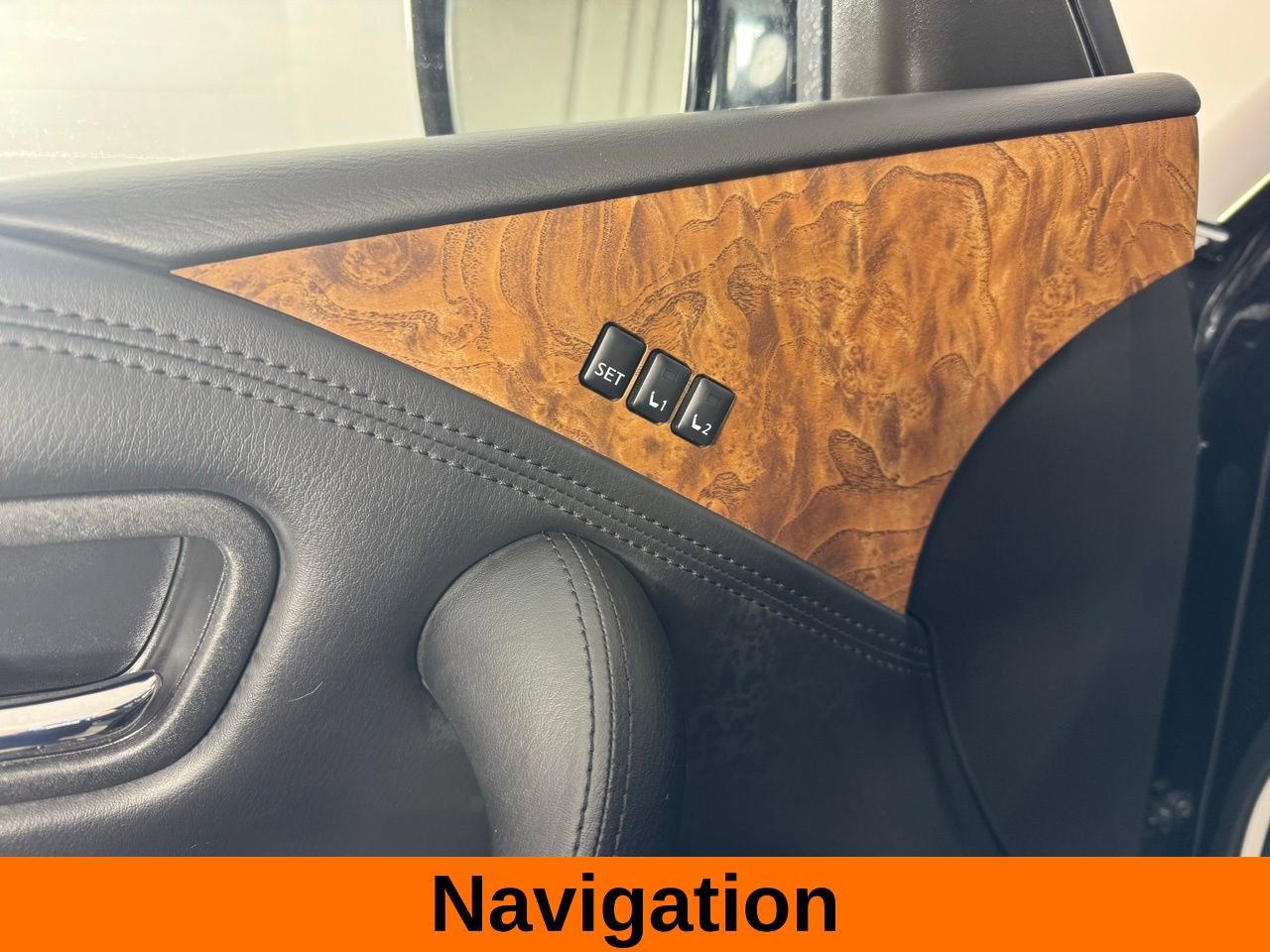 Used 2024 Nissan Armada SL w/ Captain's Chairs Package image 11