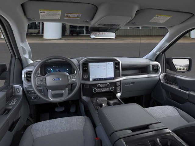 New 2025 Ford F150 Lightning XLT image 9