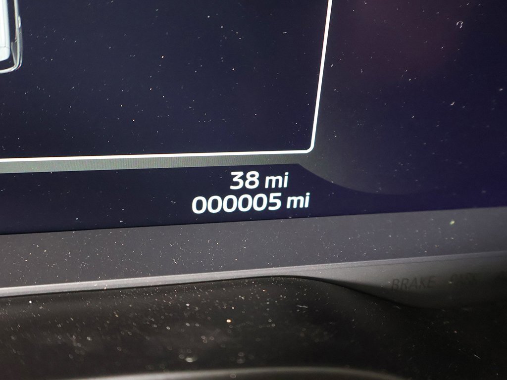 New 2025 Mitsubishi Outlander SEL image 44
