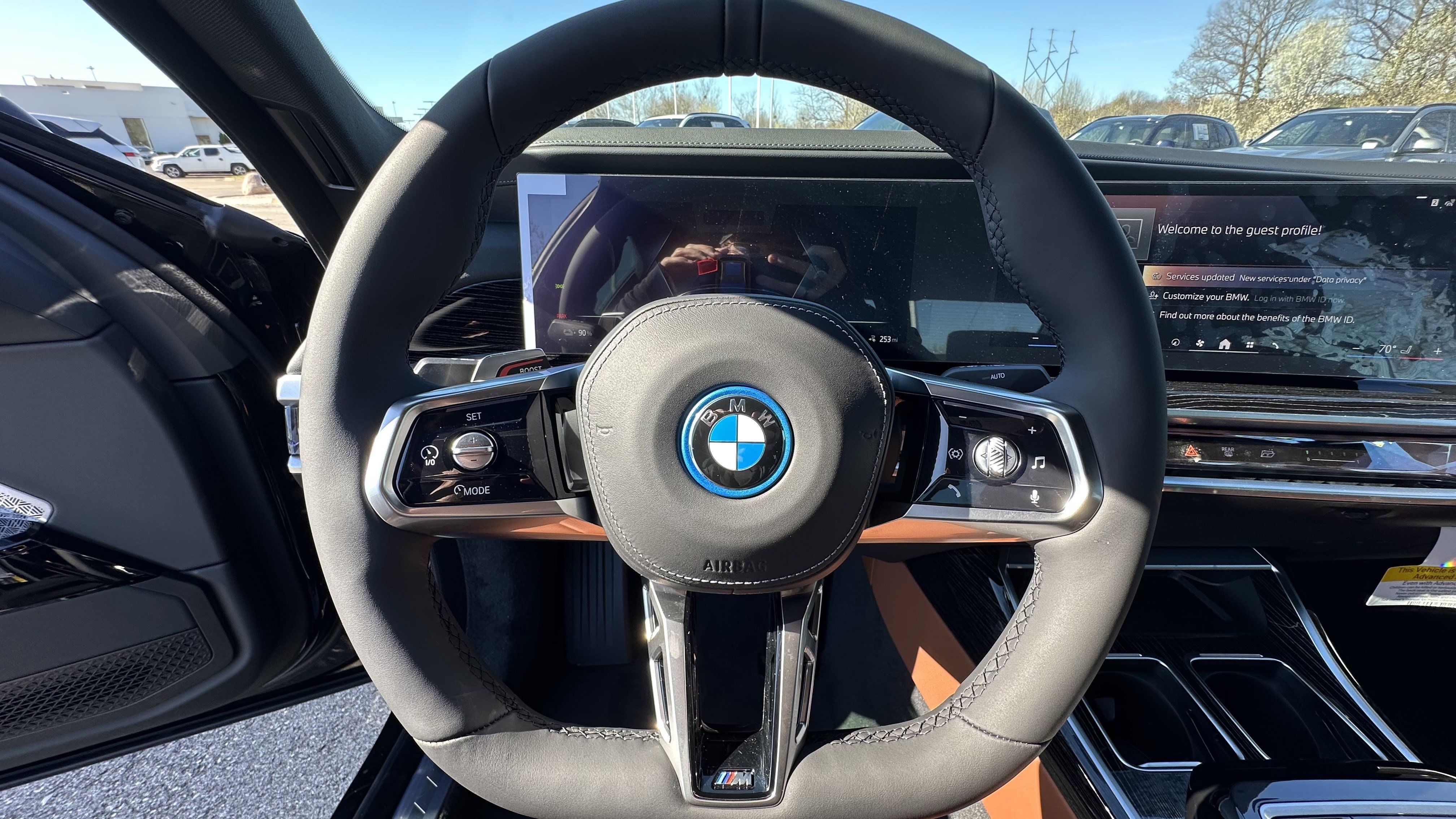 Used 2026 BMW i7 xDrive60 w/ Executive Package AWD/4WD image 17