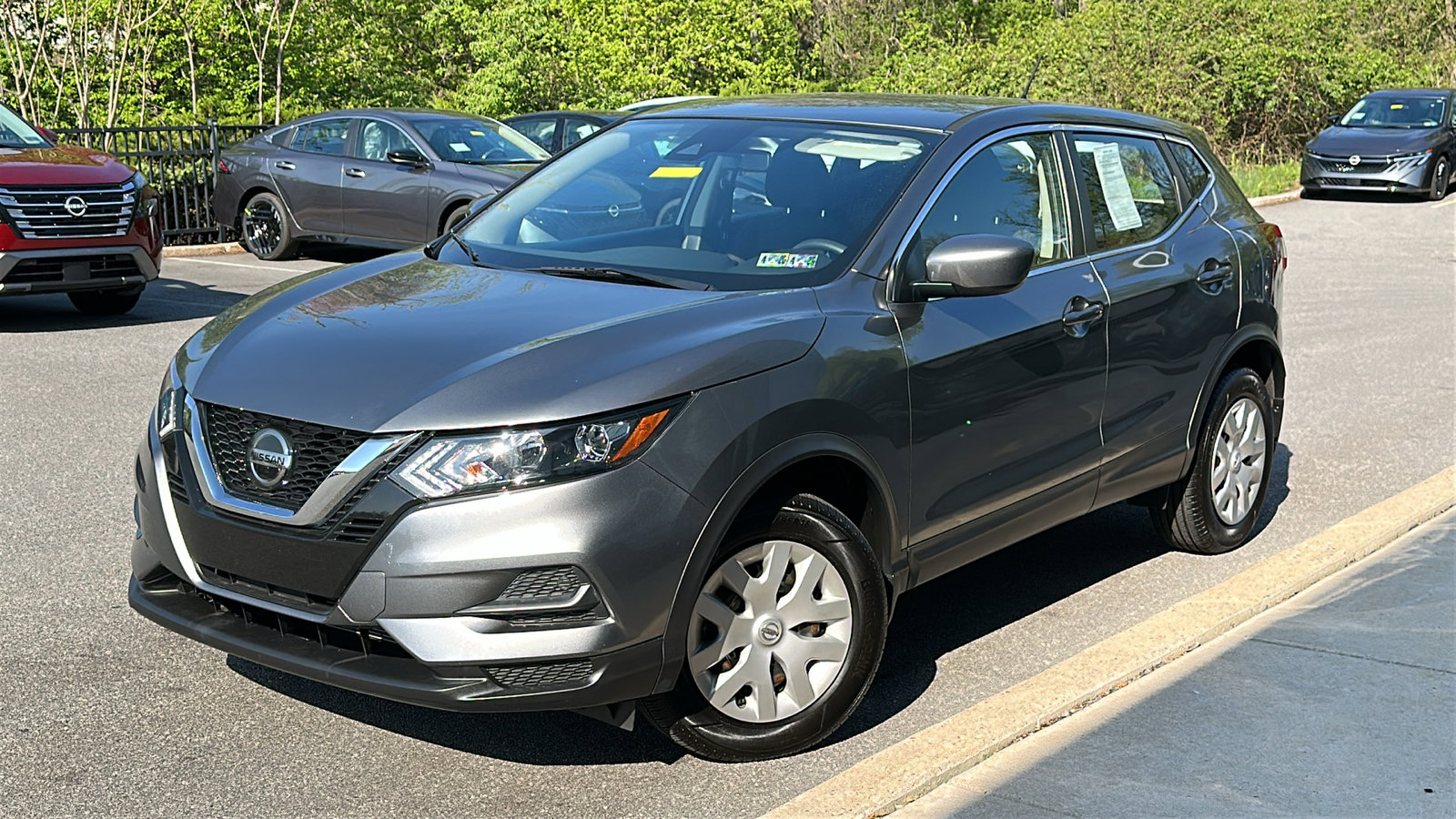 Used 2020 Nissan Rogue Sport S AWD/4WD image 1