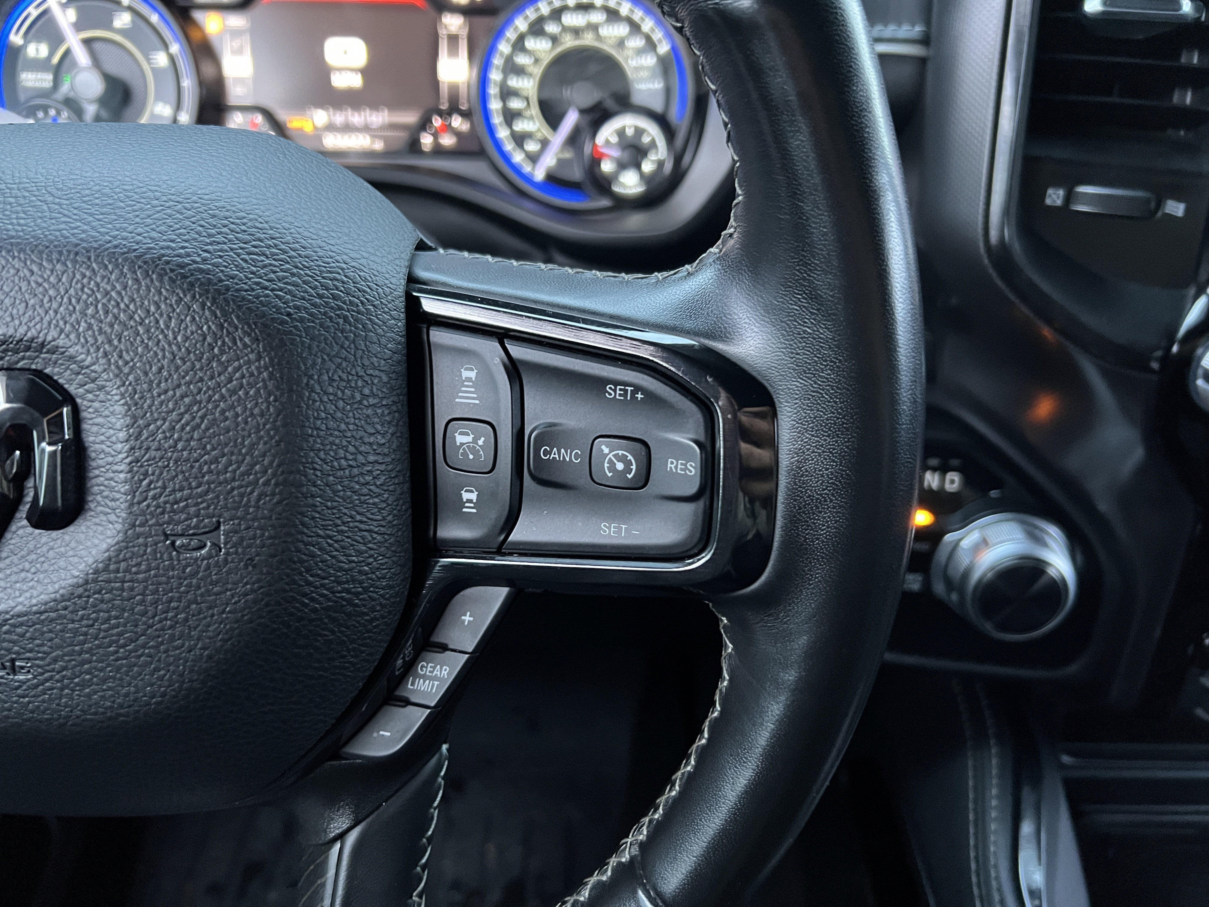 Used 2022 RAM 1500 Limited image 27