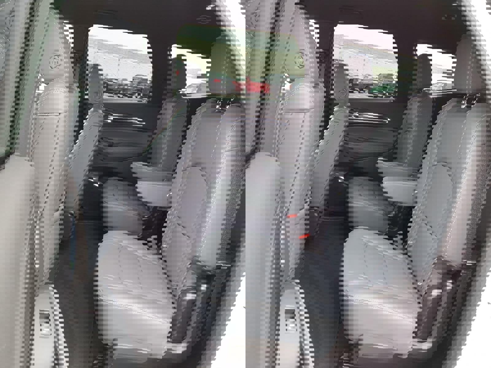 Certified 2024 Buick Enclave Essence image 18