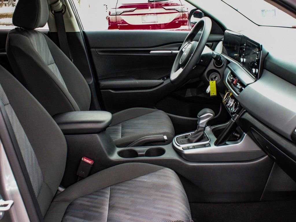 Used 2025 Kia Seltos LX AWD/4WD image 41