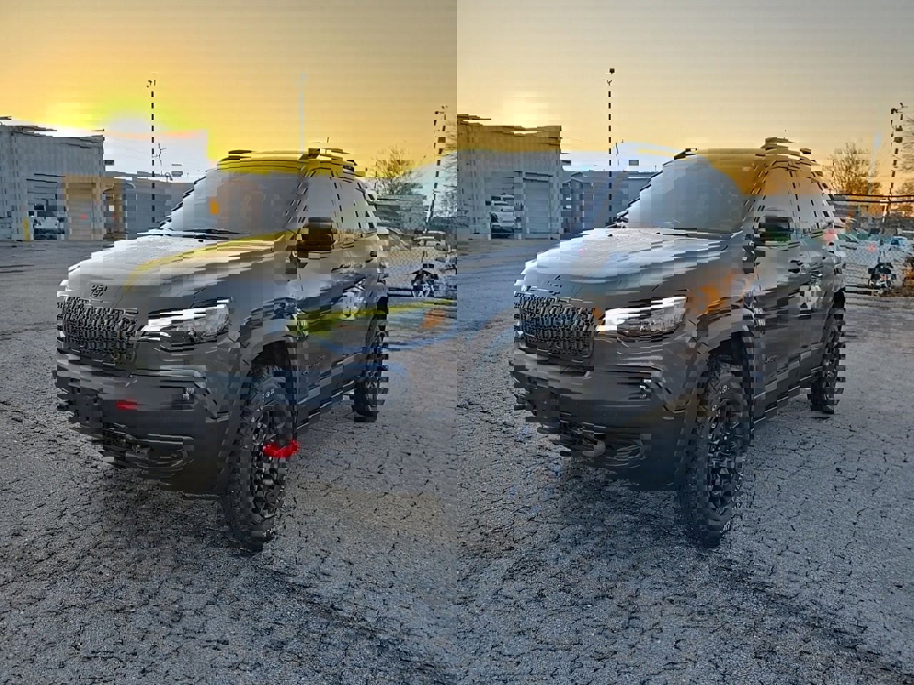 Used 2022 Jeep Cherokee Trailhawk w/ Trailer Tow Group image 3