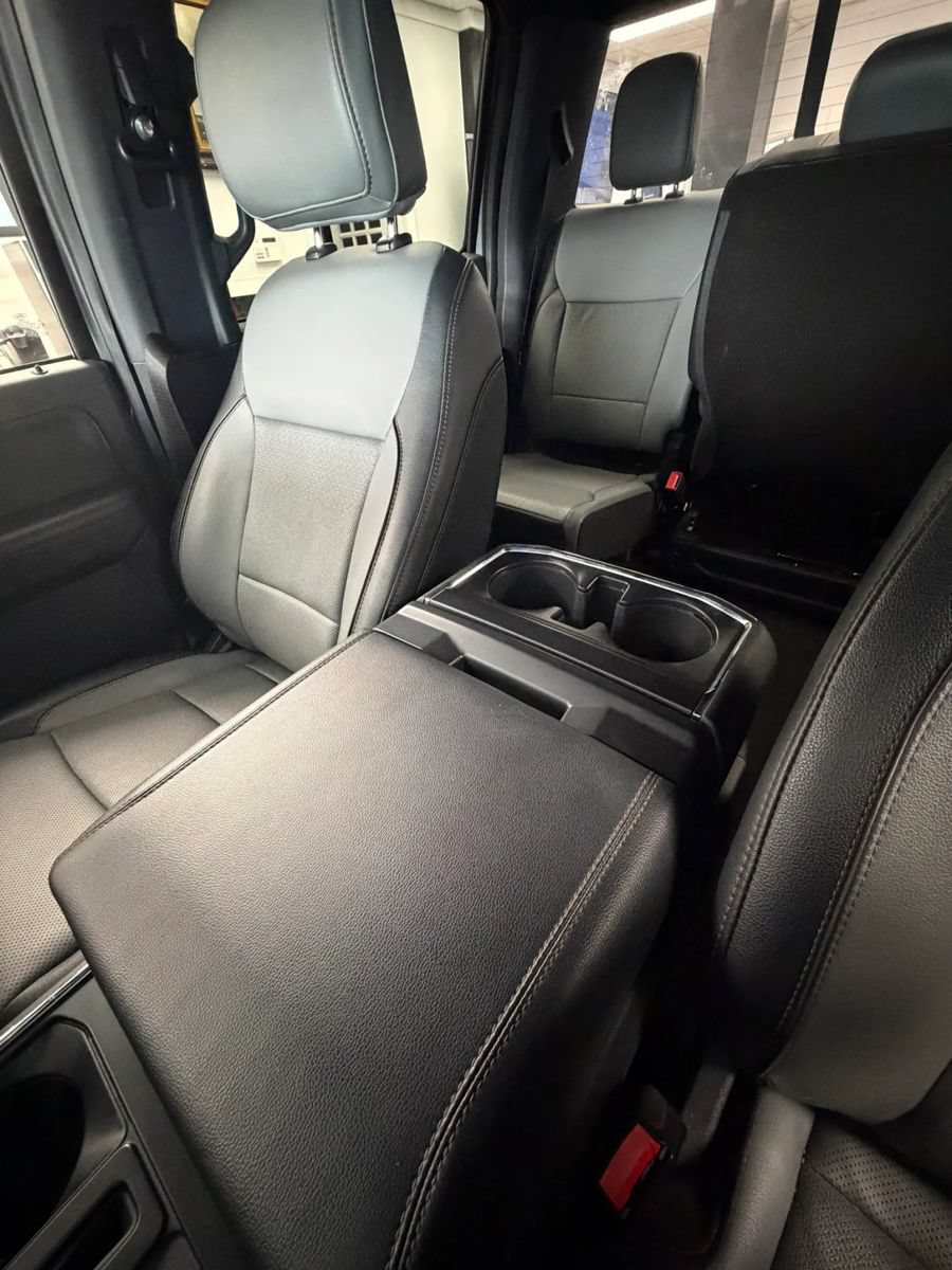 Used 2022 Ford F150 Lightning Lariat AWD/4WD image 18