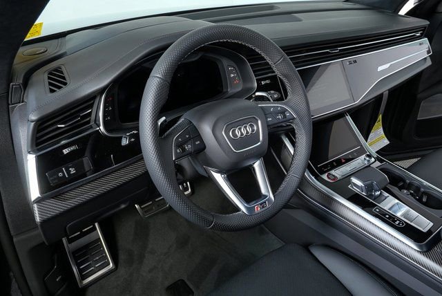 New 2026 Audi RS Q8 performance image 4