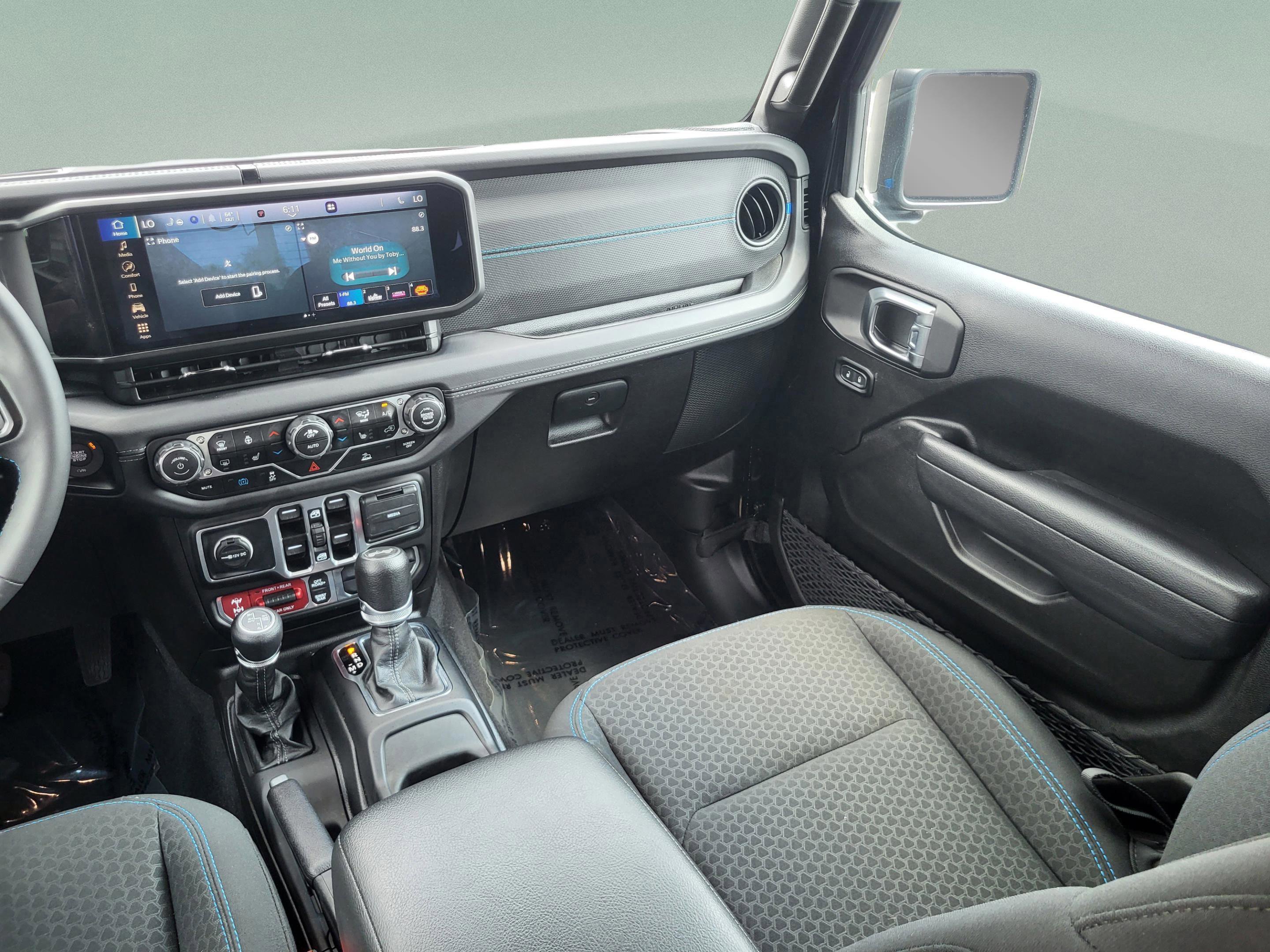 Used 2025 Jeep Wrangler Unlimited Rubicon 4xe w/ Convenience Group image 22